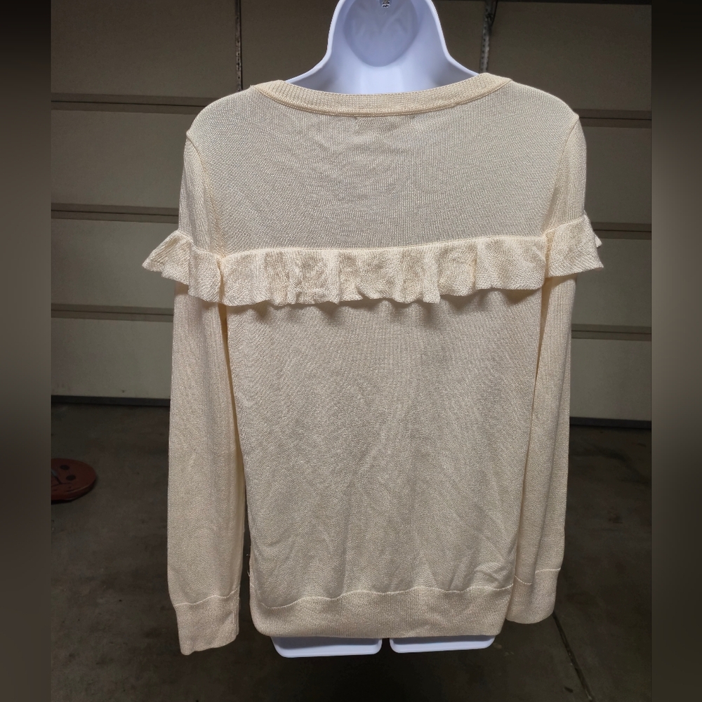 Banana‎ Republic Cream Ruffle Sweater - Picture 3 of 7